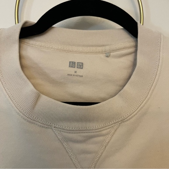 Uniqlo Pullover Sweatshirt - Picture 2 of 3